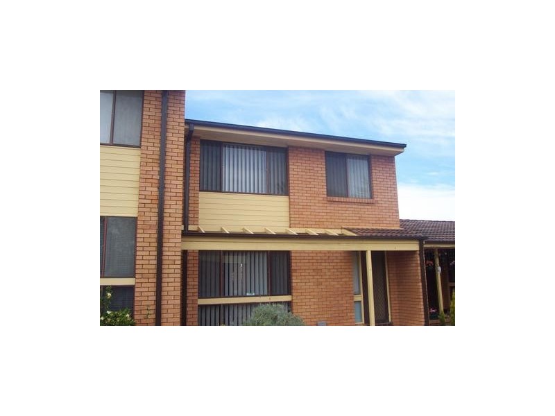 9/120 Oxford Road, Ingleburn NSW 2565