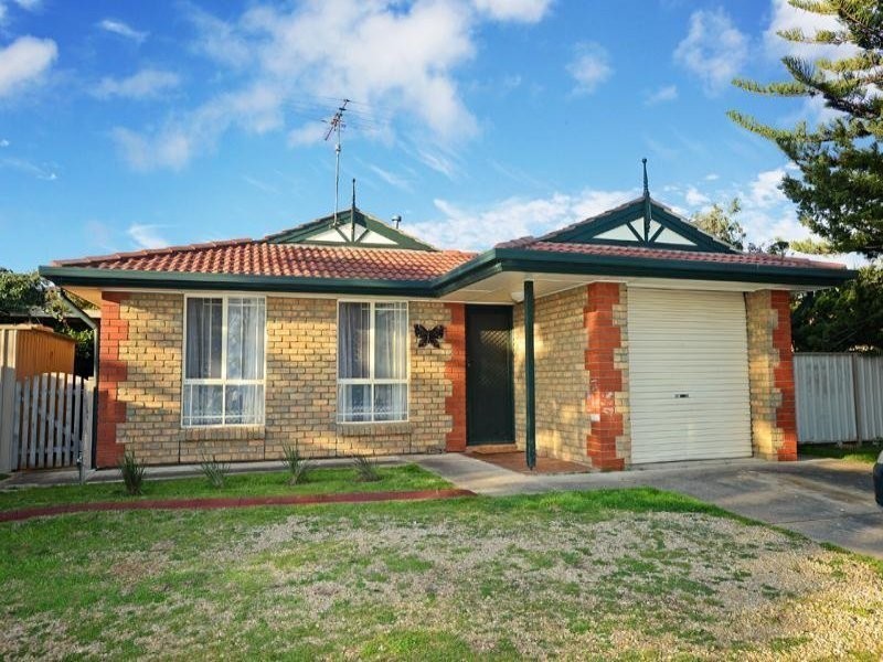 11 Nashwauk Crescent, Moana SA 5169