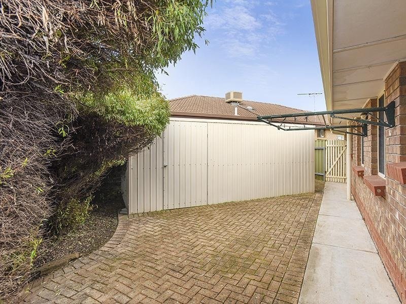 24 Kooyonga Way, Morphett Vale SA 5162