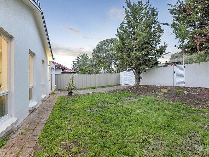 12 Maturin Avenue, Christies Beach SA 5165