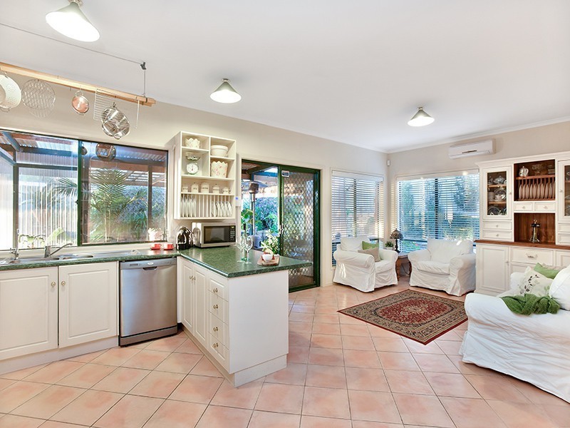 19 Augusta Drive, Seaford Rise SA 5169