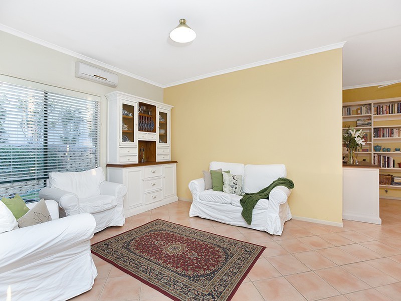 19 Augusta Drive, Seaford Rise SA 5169