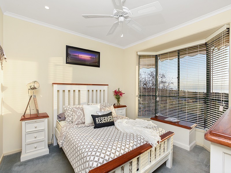 19 Augusta Drive, Seaford Rise SA 5169