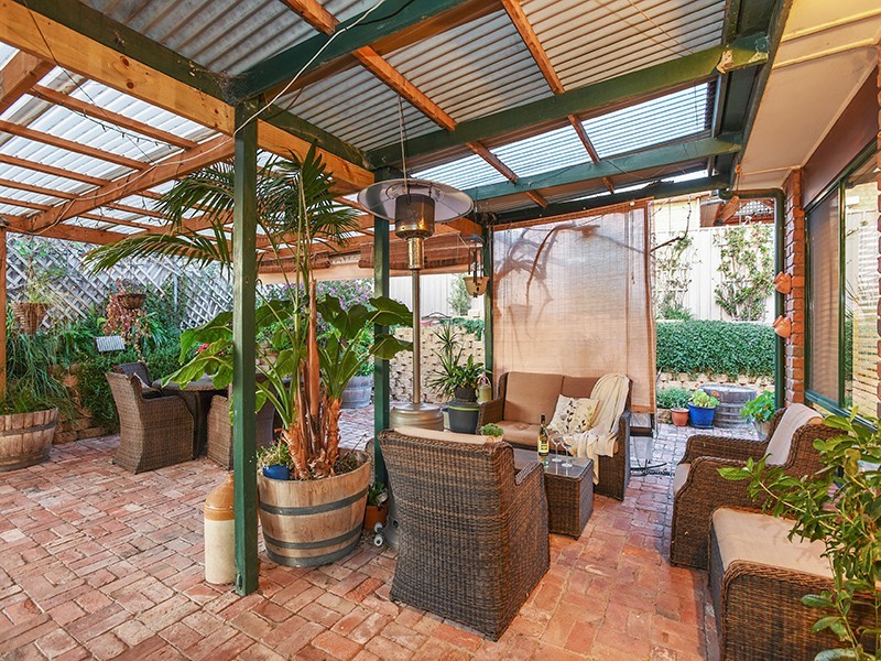 19 Augusta Drive, Seaford Rise SA 5169