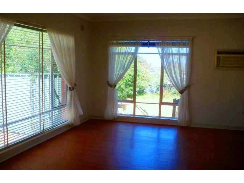 18 Penzance Avenue, Christies Beach SA 5165