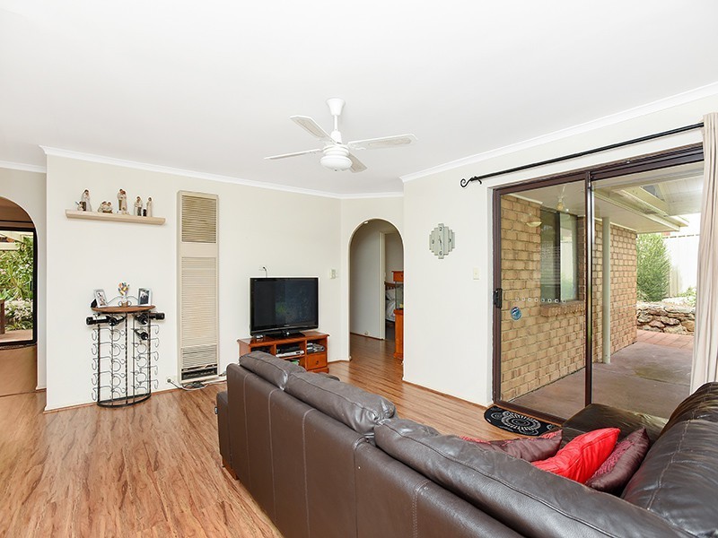 26 St Andrews Way, Morphett Vale SA 5162