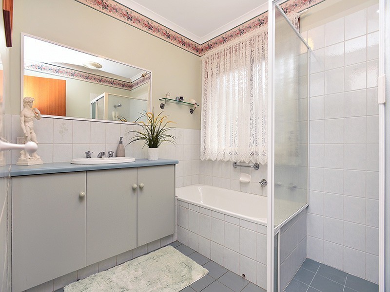 4 Nassau Court, Seaford Rise SA 5169
