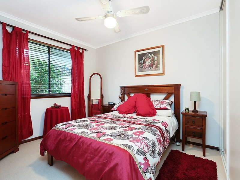 17 Balandra Street, Hallett Cove SA 5158