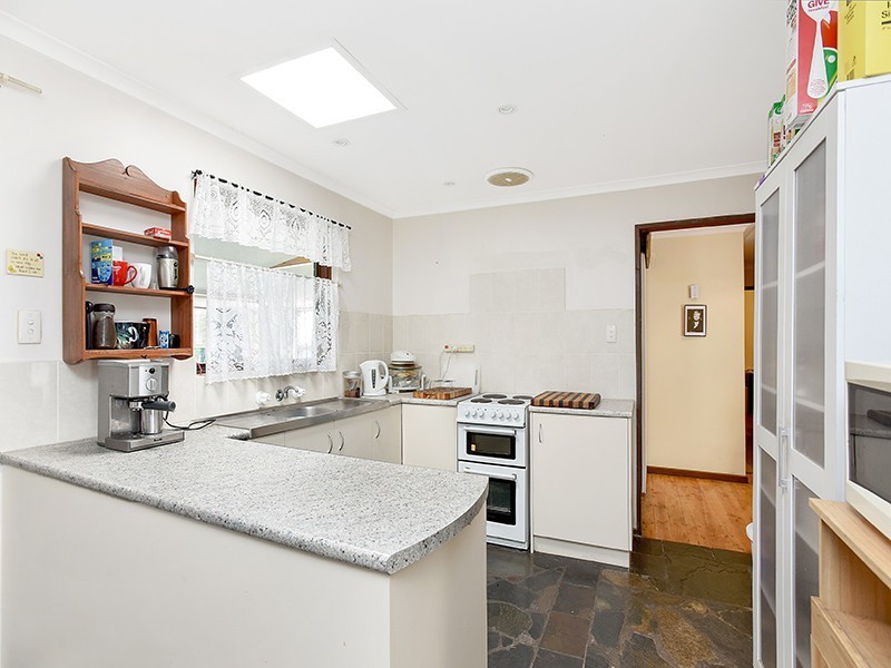 4 Austin Place, Port Willunga SA 5173