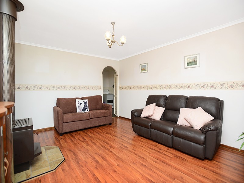 1/3 Chenoweth Street, Aldinga Beach SA 5173