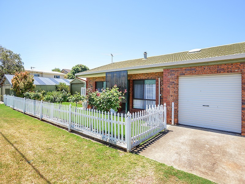 1/3 Chenoweth Street, Aldinga Beach SA 5173