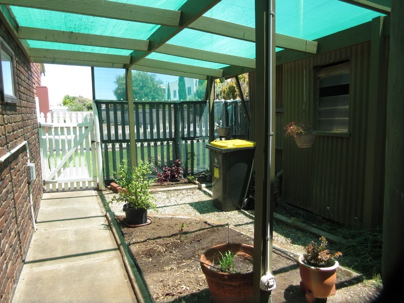 1/3 Chenoweth Street, Aldinga Beach SA 5173