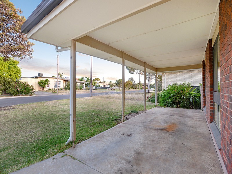 3 England Avenue, Port Noarlunga SA 5167