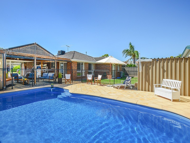 12 Myerhoff Street, Aldinga Beach SA 5173