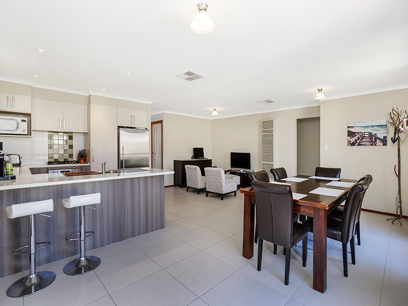 12 Myerhoff Street, Aldinga Beach SA 5173