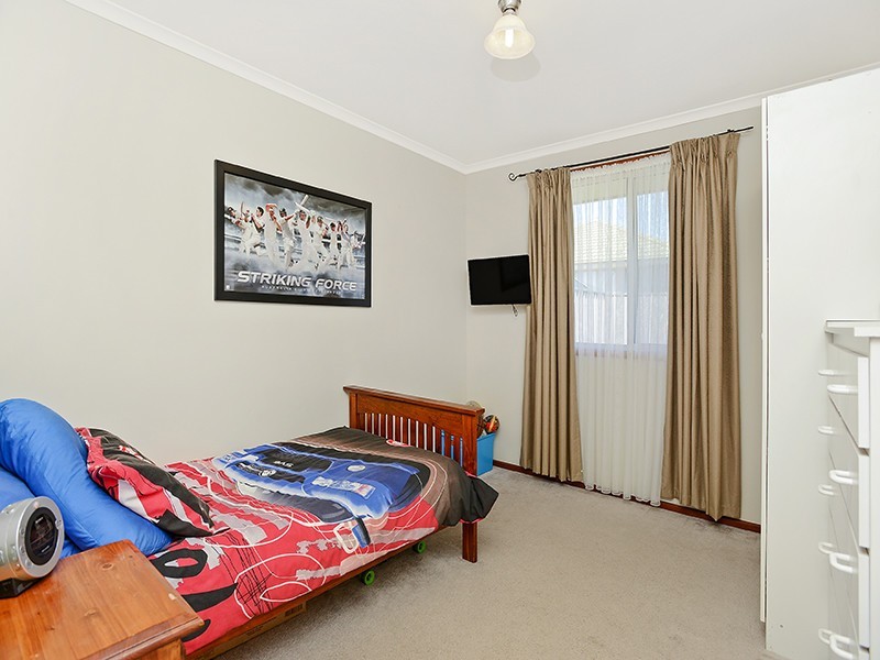 12 Myerhoff Street, Aldinga Beach SA 5173