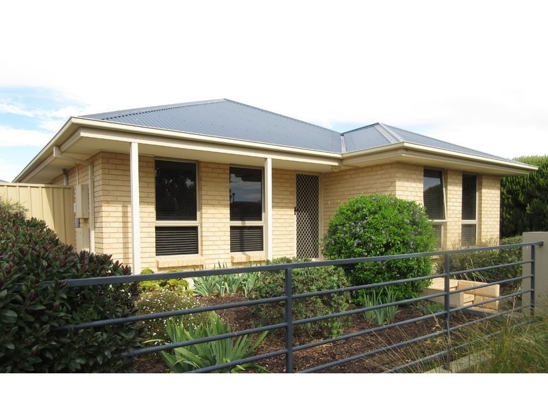 2 Kipsy Walk, Aldinga Beach SA 5173