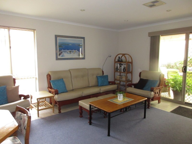 2 Kipsy Walk, Aldinga Beach SA 5173