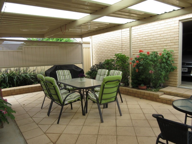 2 Kipsy Walk, Aldinga Beach SA 5173