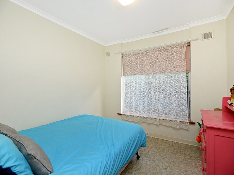 11 Diamond Street, Morphett Vale SA 5162