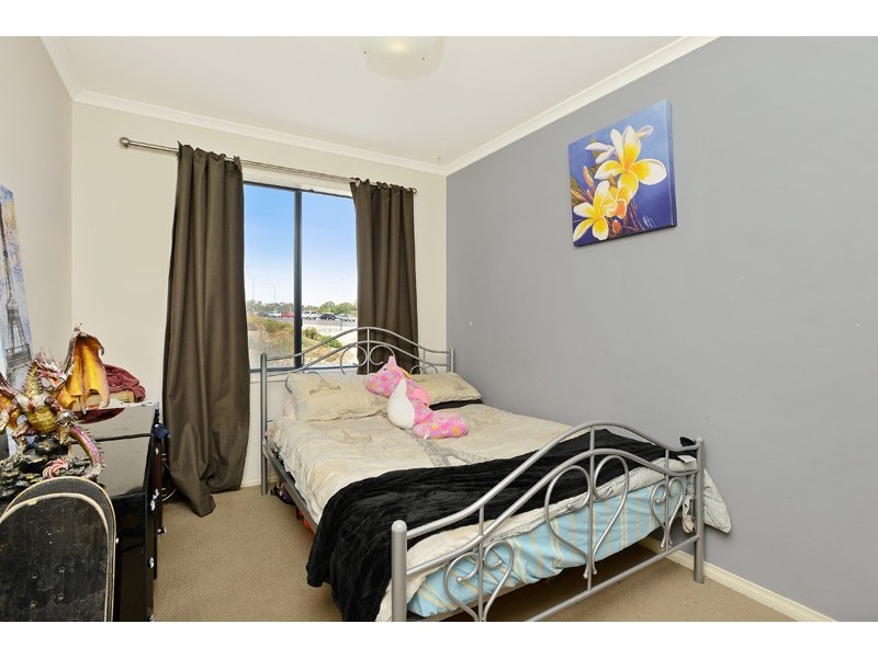 2a Chamberlain Drive, Christie Downs SA 5164