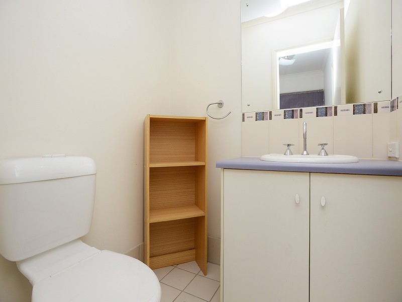 2a Chamberlain Drive, Christie Downs SA 5164