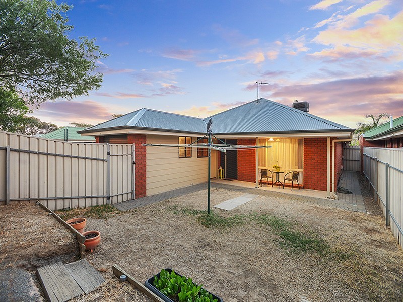 66 Dalkeith Road, Seaford Rise SA 5169