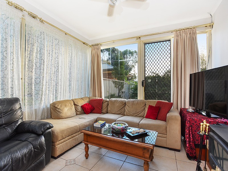 33 Fairlie Drive, Flagstaff Hill SA 5159