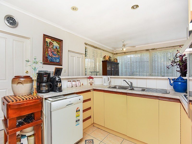 33 Fairlie Drive, Flagstaff Hill SA 5159