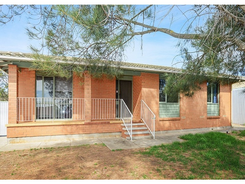 20 Oslo Crescent, Hackham West SA 5163