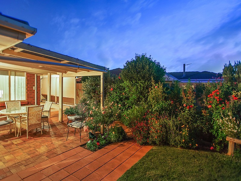 17 Cedar Avenue, Seaford SA 5169