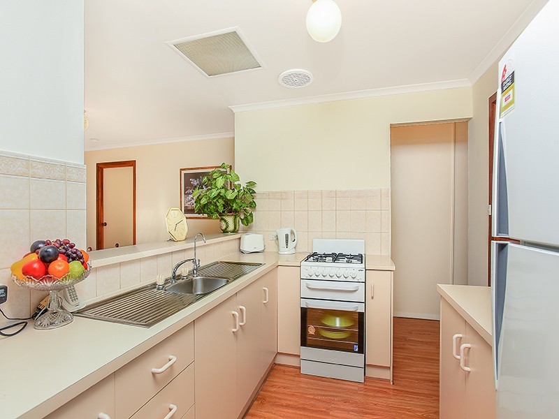 17 Cedar Avenue, Seaford SA 5169