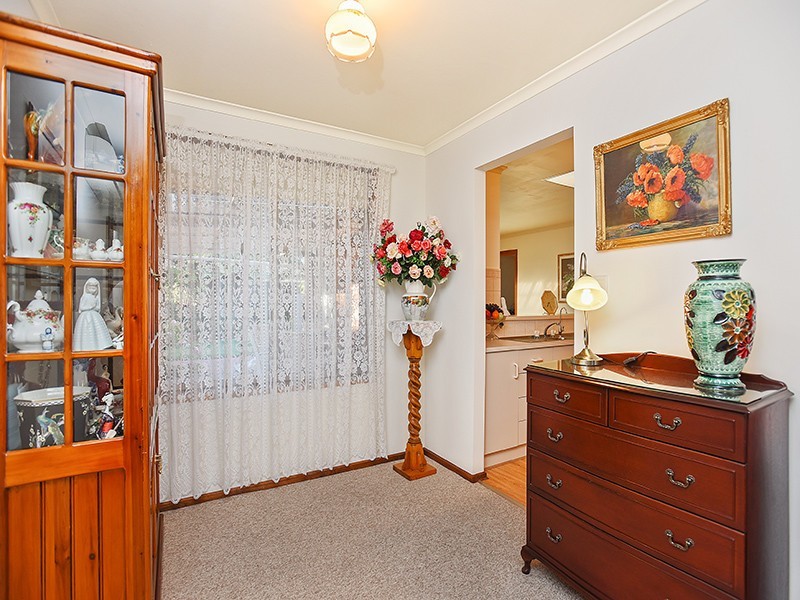 17 Cedar Avenue, Seaford SA 5169