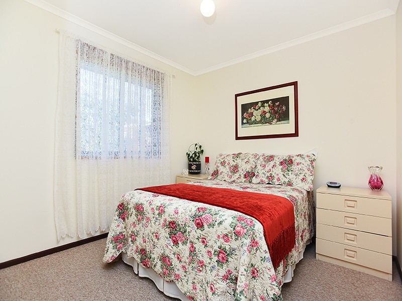 17 Cedar Avenue, Seaford SA 5169