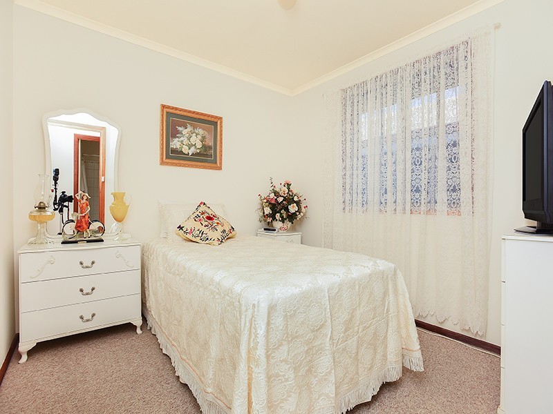 17 Cedar Avenue, Seaford SA 5169