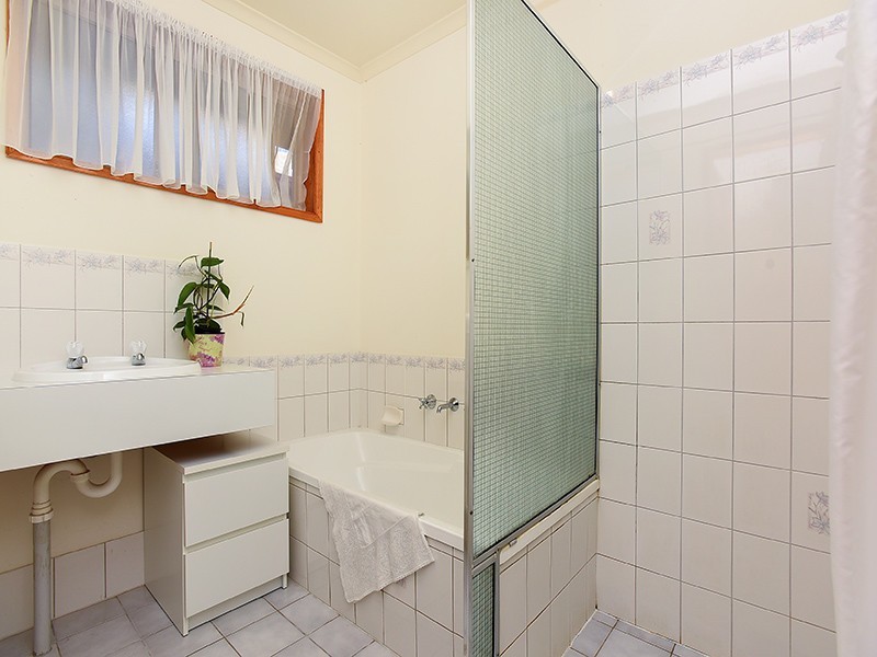 17 Cedar Avenue, Seaford SA 5169