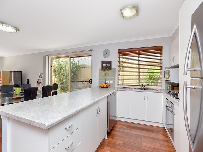 25 South Pacific Drive, Seaford Meadows SA 5169