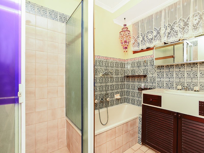 32 Cumberland Crescent, Huntfield Heights SA 5163