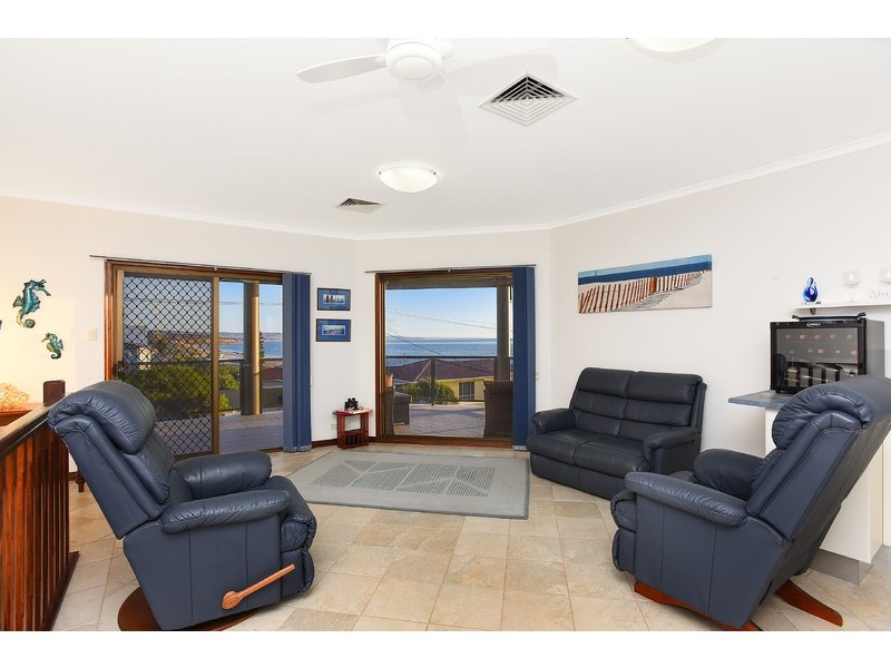 99 Second Avenue, Moana SA 5169