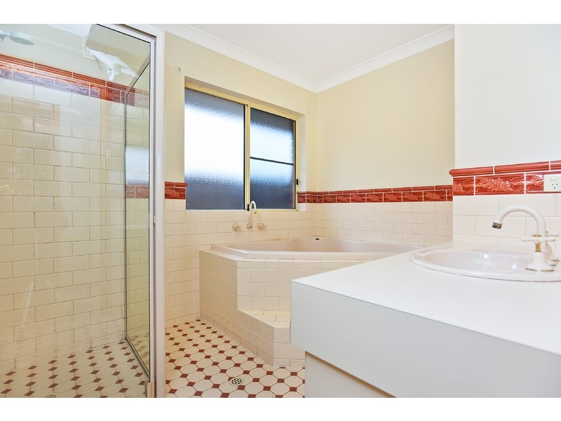 23 Driftwood Crescent, Seaford Rise SA 5169