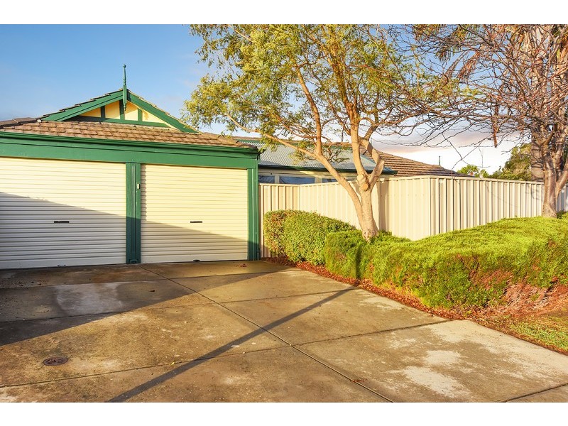 23 Driftwood Crescent, Seaford Rise SA 5169