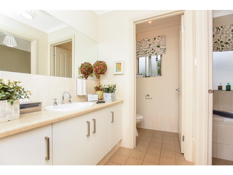 11A Tatachilla Road, Mclaren Vale SA 5171