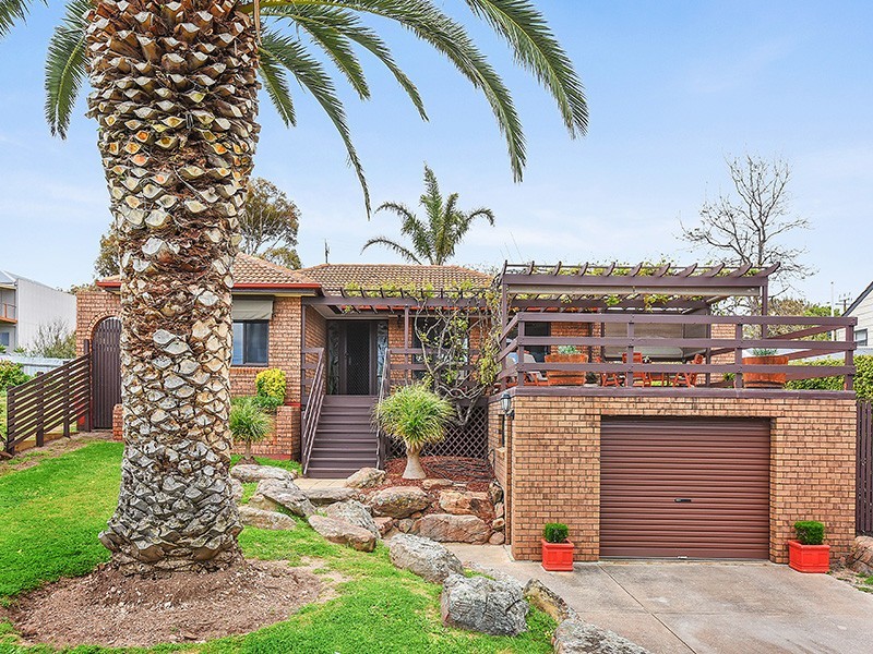 27 Second Avenue, Moana SA 5169