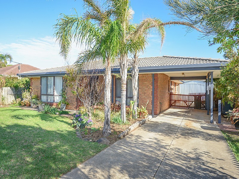 79 Albany Avenue, Port Noarlunga South SA 5167