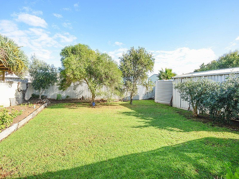 79 Albany Avenue, Port Noarlunga South SA 5167