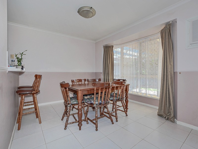 11 Shoalwater Close, Seaford Rise SA 5169