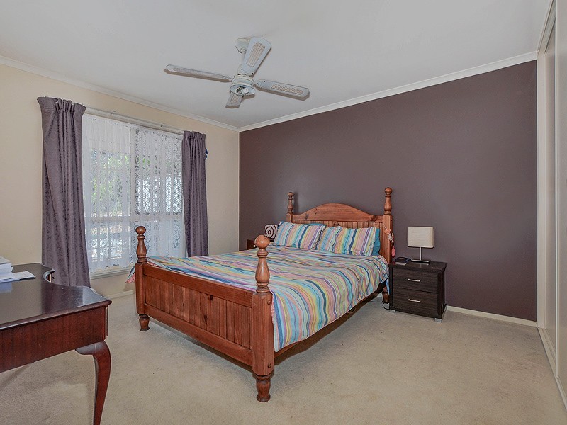 11 Shoalwater Close, Seaford Rise SA 5169
