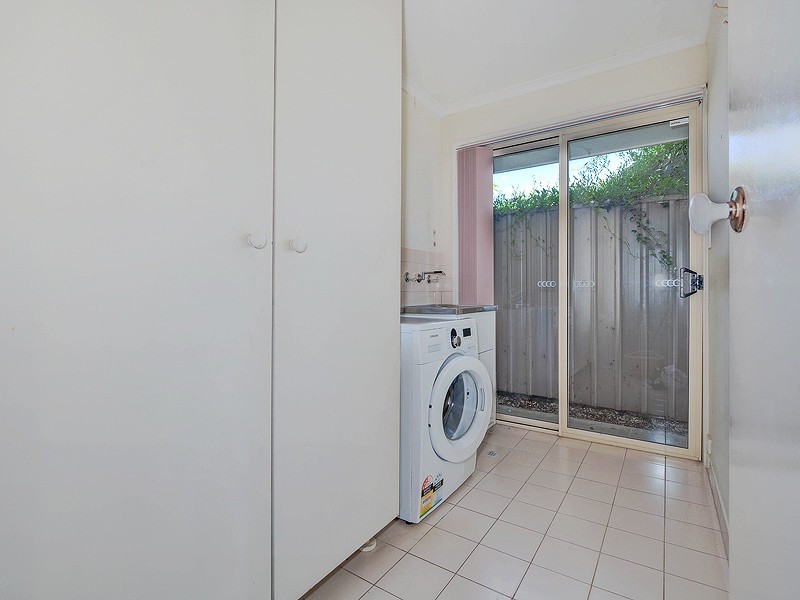 11 Shoalwater Close, Seaford Rise SA 5169