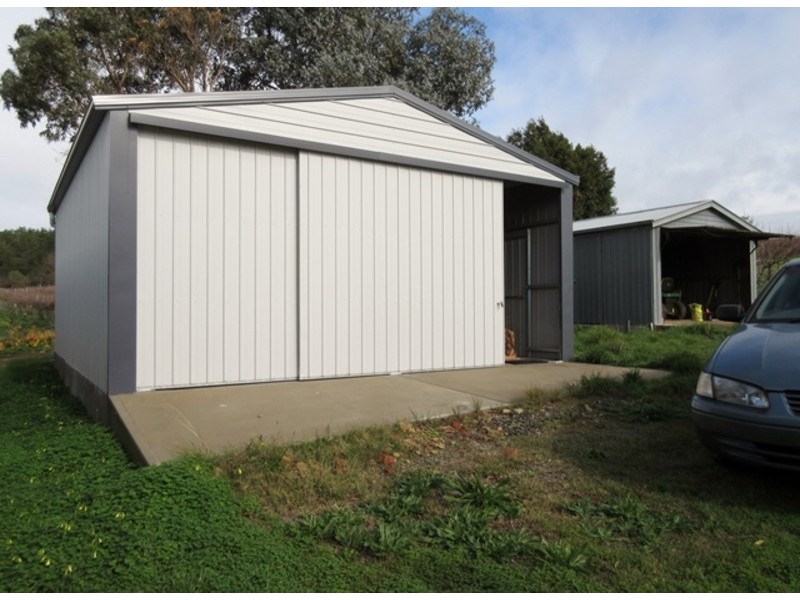 407 Blewitt Springs Road, Blewitt Springs SA 5171