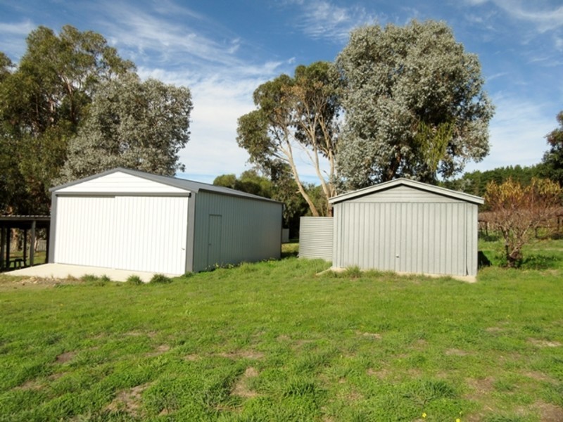 407 Blewitt Springs Road, Blewitt Springs SA 5171
